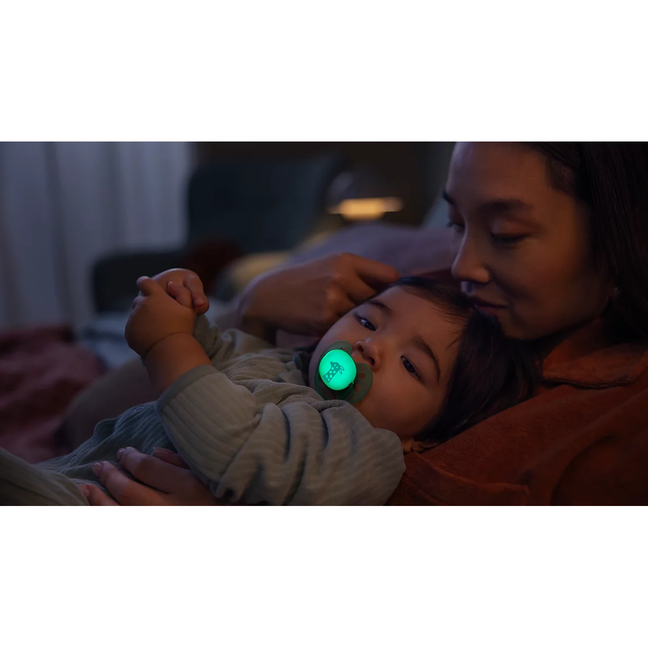 Philips Avent Pacifier ultra soft Nighttime 6-18m