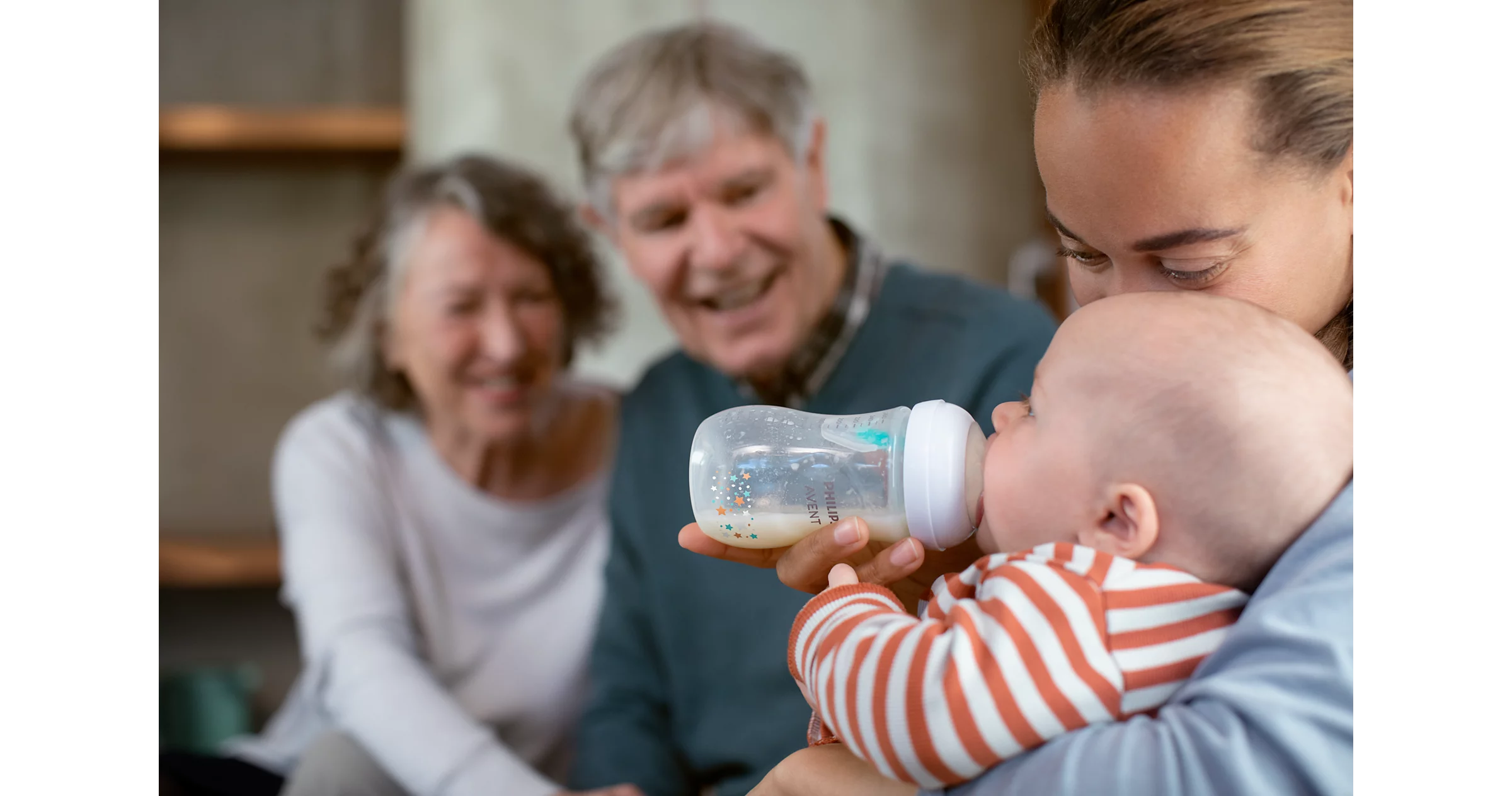 Philips Avent Natural Response Biberon con valvola Airfree 260ml    3-6 m